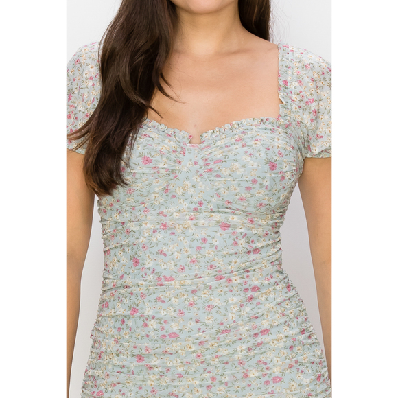 Ruched Floral Ruffled Bodycon Dress - Picture 4 of 8